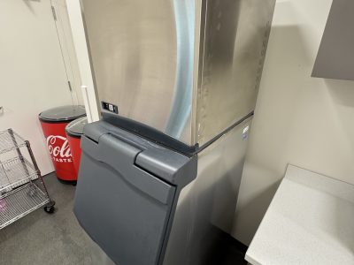 Scotsman modular cube ice machine and storage bin, side view